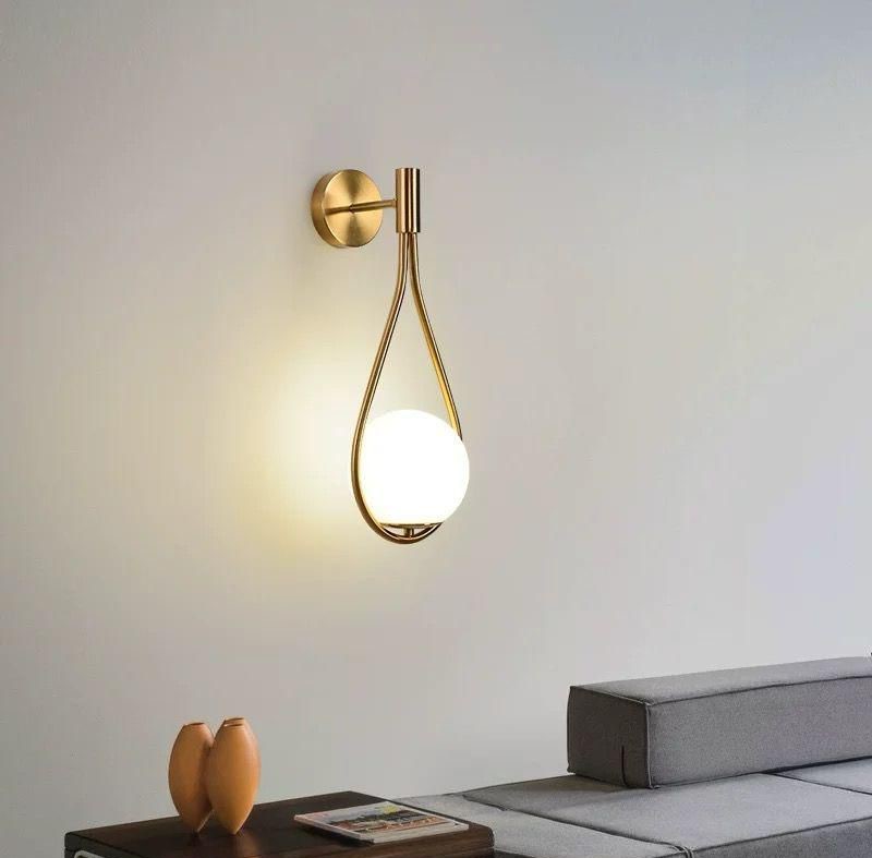Aplica De Perete Drop Auriu Cu Glob Sticla E14