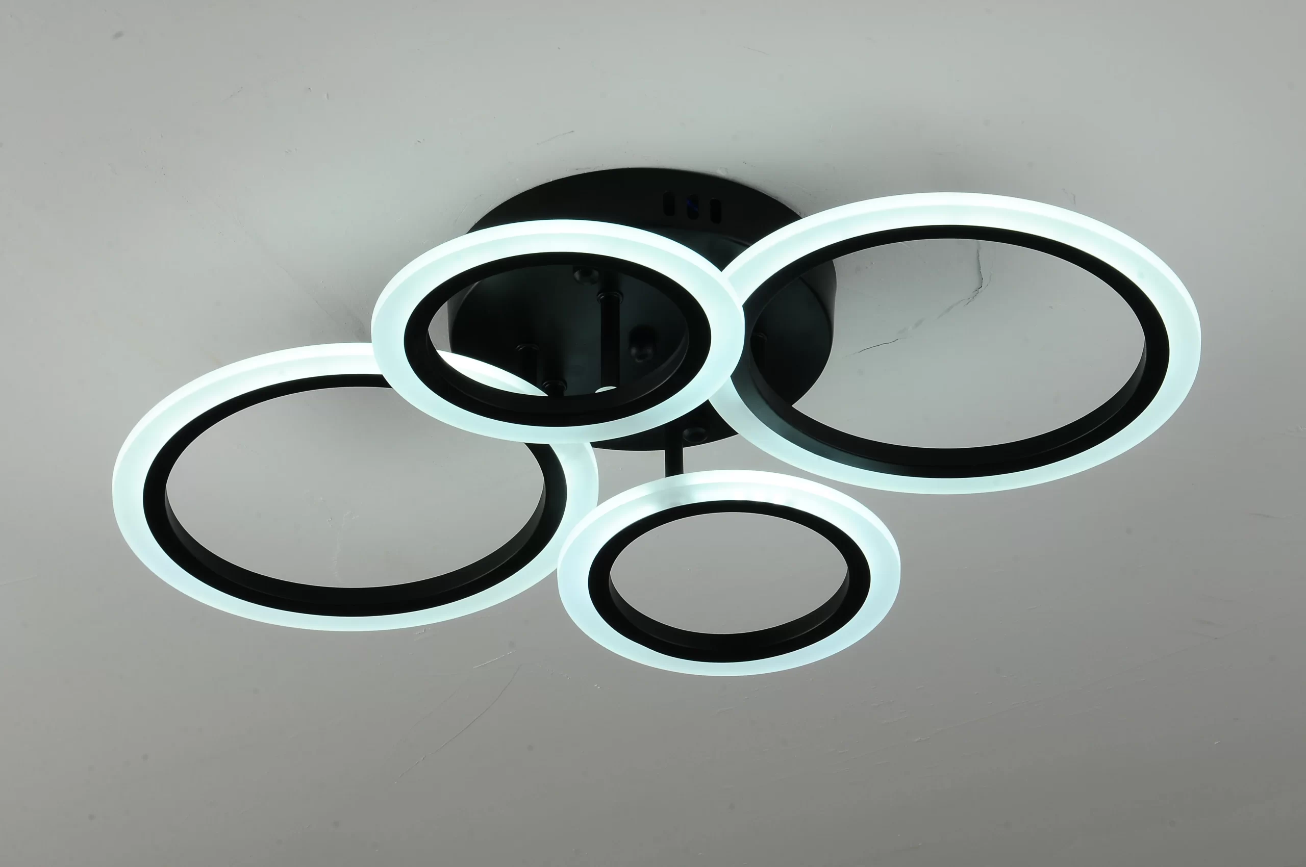 Lustra LED, Model K001/2+2, Cu Telecomanda, 3 Tipuri De Lumina, Intensitate Reglabila, 84W, Negru